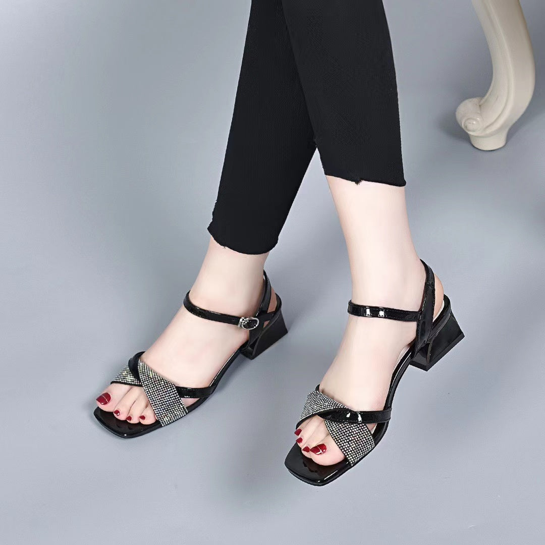 ✨💘【Ograniczona ilość】【35-40】Nowe letnie modne eleganckie damskie sandały na niskim obcasie ze strasami