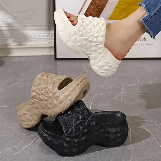 ✨🔥【36-41】2025 nowe letnie damskie kapcie z grubą podeszwą i klinowym obcasem do noszenia na zewnątrz, aby zwiększyć wzrost i szczupłość