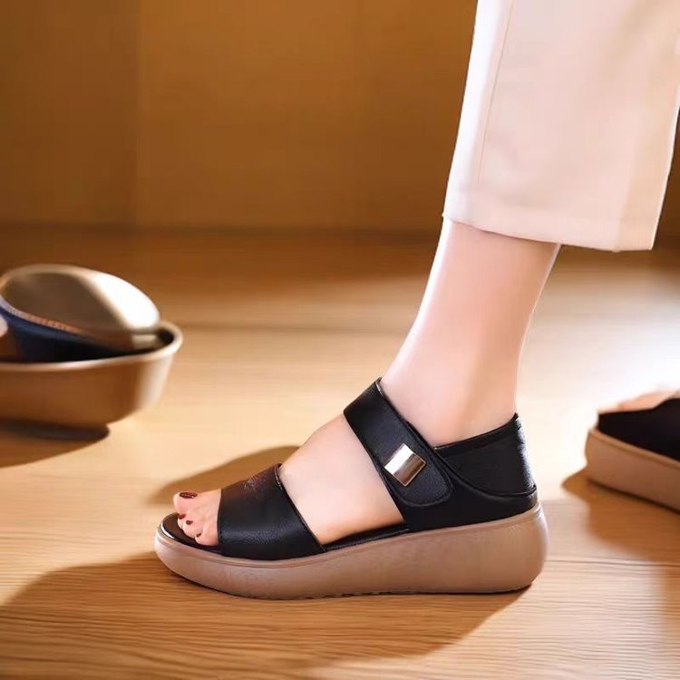 ✨🌴【Specjalne oferty letnie🔥】【35-40】2025 Nowe modne sandały damskie na co dzień z miękką podeszwą
