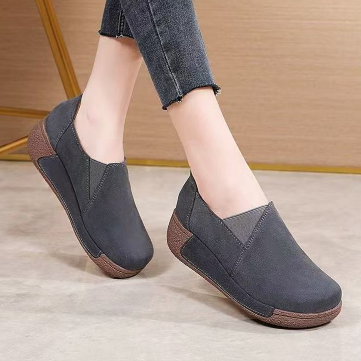 🔥🍁【Jesienny nowy styl✨】【36-43】🍂Modne, wysokiej jakości damskie skórzane buty codzienne