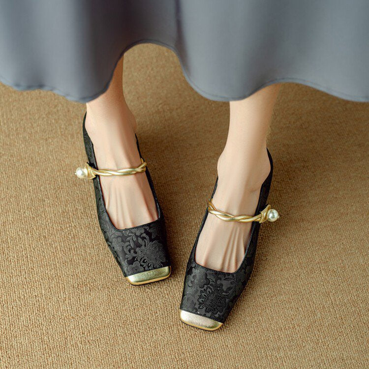 💥👡【35-39】✨Nowe modowe buty retro z haftem w kształcie kwiatów na rok 2025