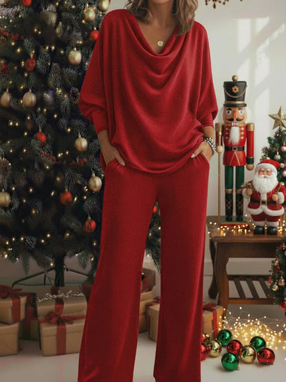 📢📢50% отстъпка!!! 🎅Комплект от две части, включващ удобен кадифен суитшърт и чифт еластични панталони.