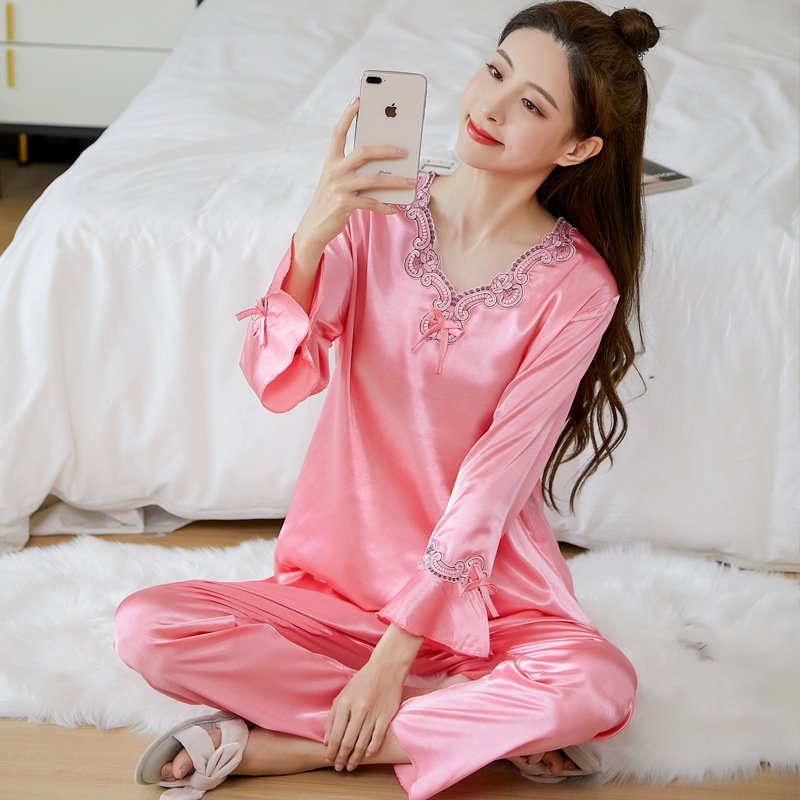 🔥 【M-4XL】 Dwuczęściowy zestaw piżamy z lodowego jedwabiu