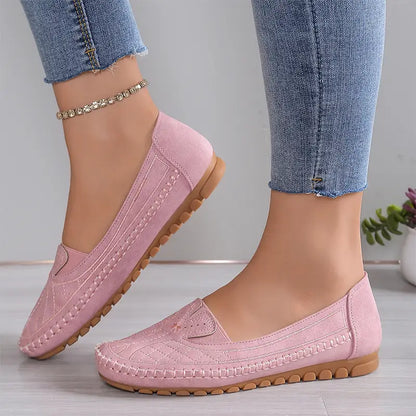 ☁【Suaves y cómodas, no querrás quitártelas】Zapatillas casuales con estilo, bordadas y con una suela ultrasuave.