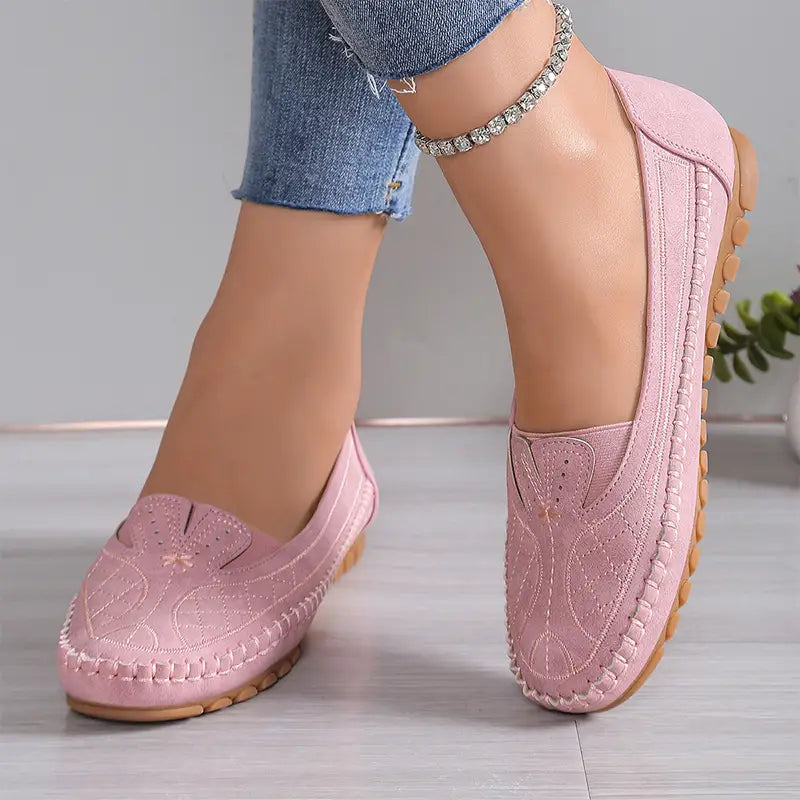 ☁【Suaves y cómodas, no querrás quitártelas】Zapatillas casuales con estilo, bordadas y con una suela ultrasuave.