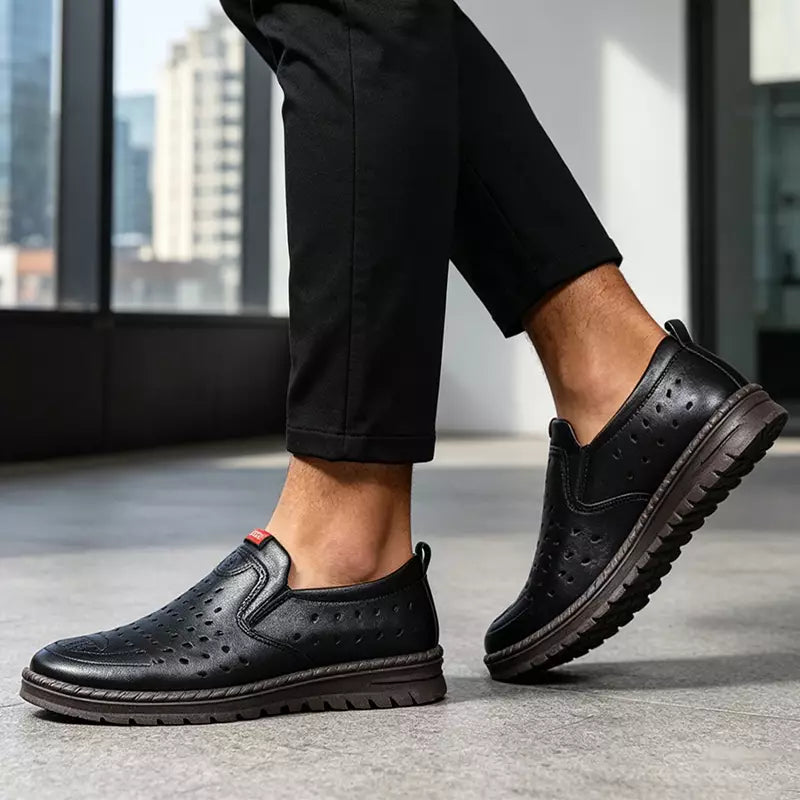 👞50% de descuento🏆 Zapatos de hombre de piel suave con perforaciones transpirables, adecuados tanto para ocasiones formales como informales. ✅️Pago contra entrega