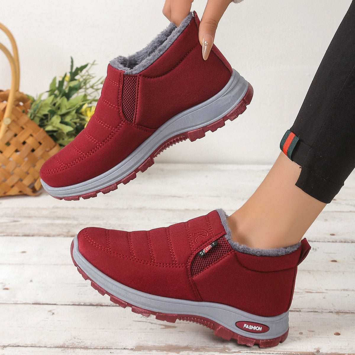 🔥💥🎁【35-48】Unisex zimski škornji s podlogo iz semiša - topli, udobni in nedrseči, idealni za hladno vreme.