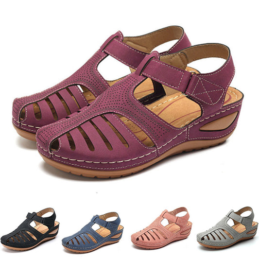 Nuevas sandalias transfronterizas de tallas grandes para mujer, sandalias romanas de tacón de cuña calado con punta cerrada para mujer.