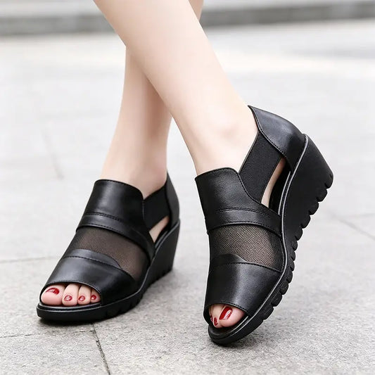 【50% de descuento】Sandalias elegantes para mamá 2026: cuero suave y plataforma ligera【35-41】