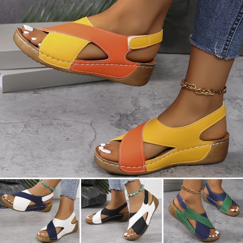 💞✨【Nowy styl lata】【36-43】Nowy styl damskich płaskich sandałów w kontrastowych kolorach, wygodnych, swobodnych i uniwersalnych