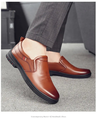🔥👞【Tallas 38-44】💖Nuevos zapatos de negocios de cuero genuino para hombre 2026, casuales, cómodos y suaves.