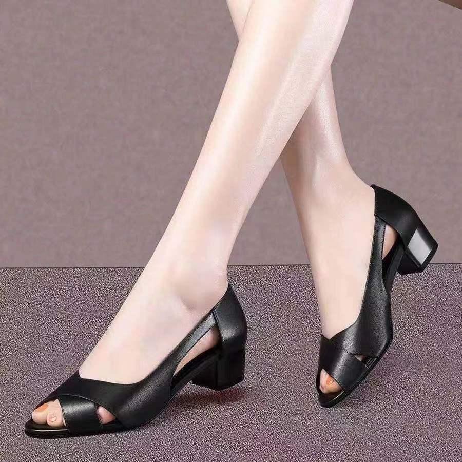 👠2025 nowe skórzane sandały, antypoślizgowe skórzane grube obcasy i miękkie podeszwy, modne i eleganckie