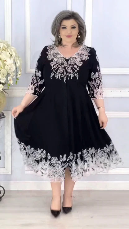 👗【S-5XL】Sukienka z haftowanej koronki, duży rozmiar - modna i elegancka