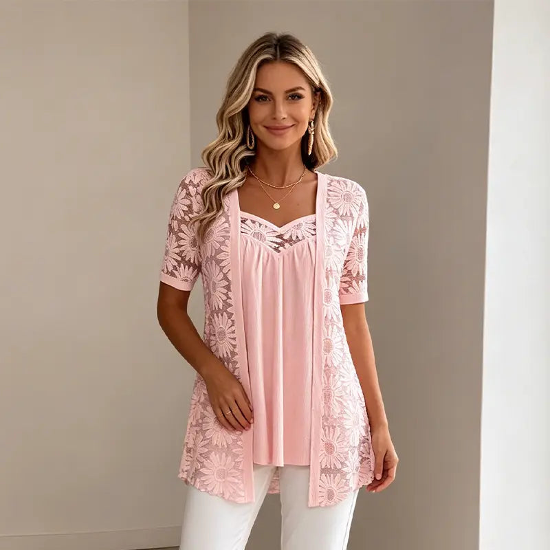 👚 Elegancka bluzka 2 w 1 z koronką i wstawkami z siateczki — wyszczuplający krój maskujący okolice talii; dostępna w 5 kolorach i rozmiarach od S do 4XL! 🌸✨