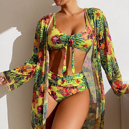 👙☀️【Pago contra entrega】💥【40-90 kg】Nuevo y elegante conjunto de traje de baño, incluye una chaqueta ligera con protección solar. (Conjunto de 3 piezas)