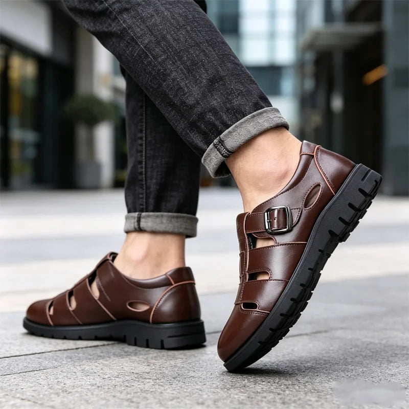 🔥【¡Ahora al precio más bajo!】🔥👞 Sandalias masculinas de cuero auténtico con perforaciones｜Transpirables, cómodas y con acabado premium