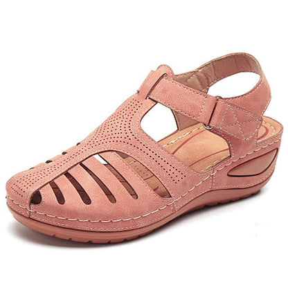 Nuevas sandalias transfronterizas de tallas grandes para mujer, sandalias romanas de tacón de cuña calado con punta cerrada para mujer.