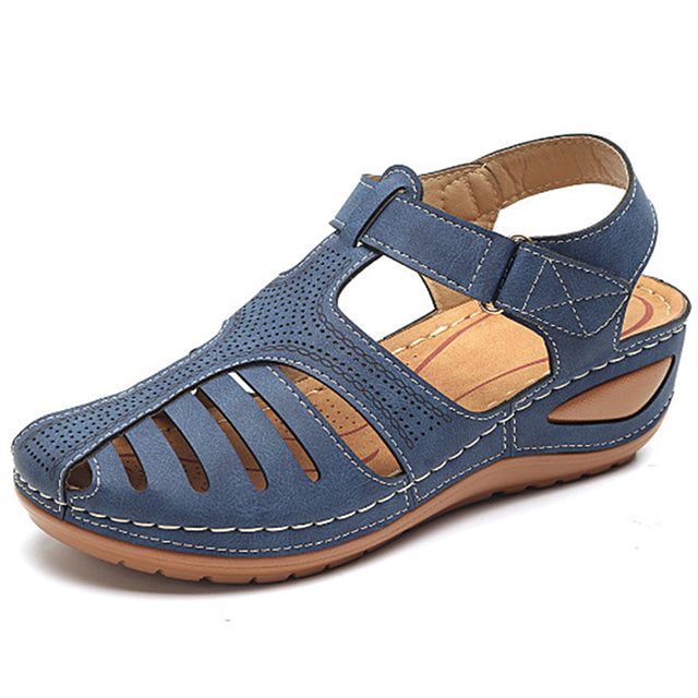 Nuevas sandalias transfronterizas de tallas grandes para mujer, sandalias romanas de tacón de cuña calado con punta cerrada para mujer.