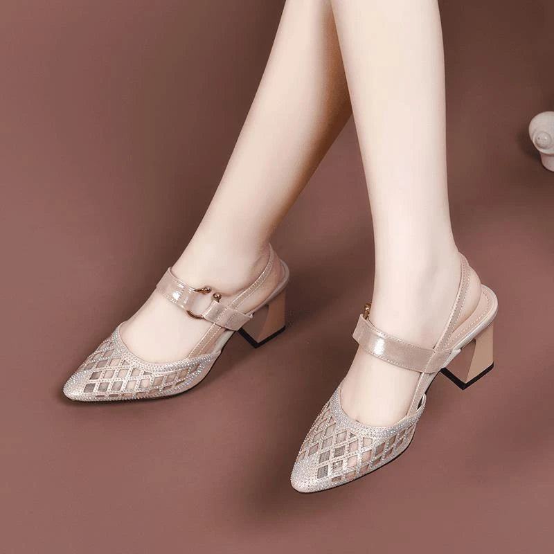 ✨🔥【👠Nowe produkty Oferta specjalna】【35-40】2025 Nowe buty na koturnie Hollow Design Spiczaste dla kobiet