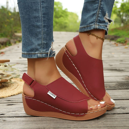 🔥【36-43】Кожени сандали с наклонен ток и мека подметка – максимален комфорт и опора за цял ден