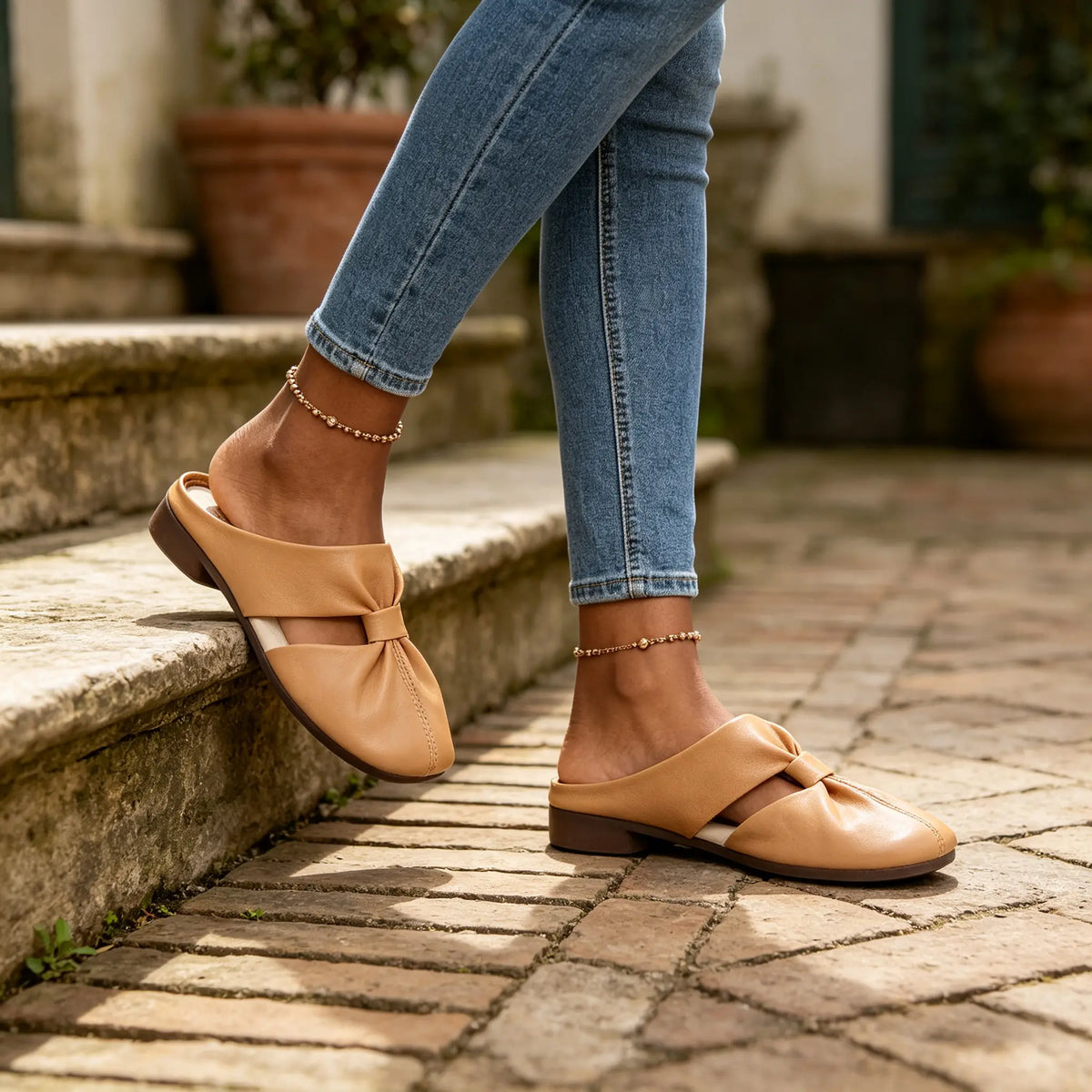 🔥Compre 1 y obtenga 1 gratis👡【35-42】Sandalias retro Zapatillas planas de verano para mujer