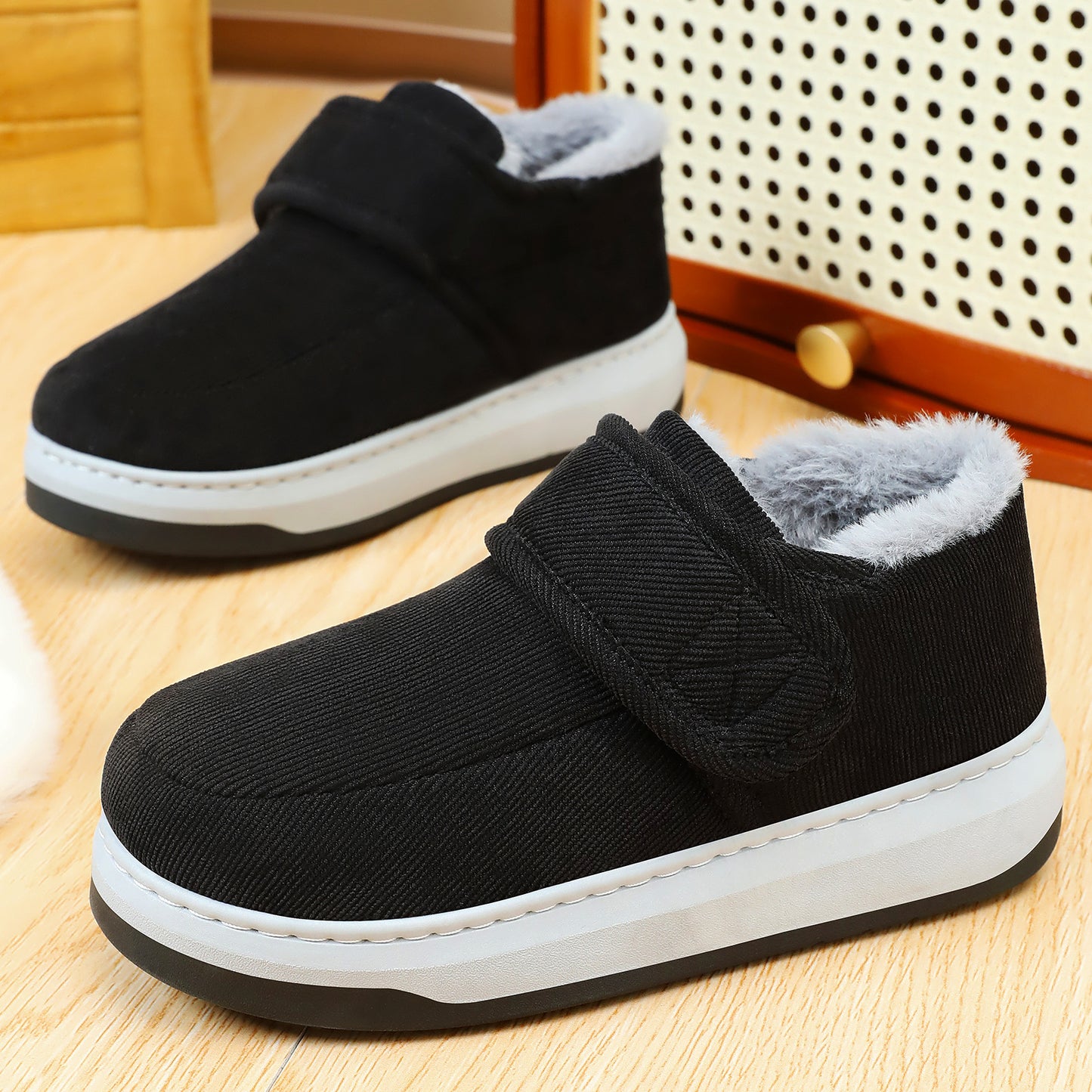 🔥⛄【36-41】Zimowe bawełniane kapcie, ciepłe bawełniane buty z wełnianą wyściółką