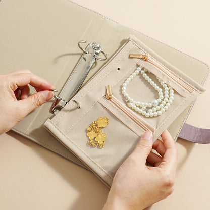 🔥 Гореща 50% отстъпка 🔥 Стилна преносима чантичка за бижута с кариран мотив